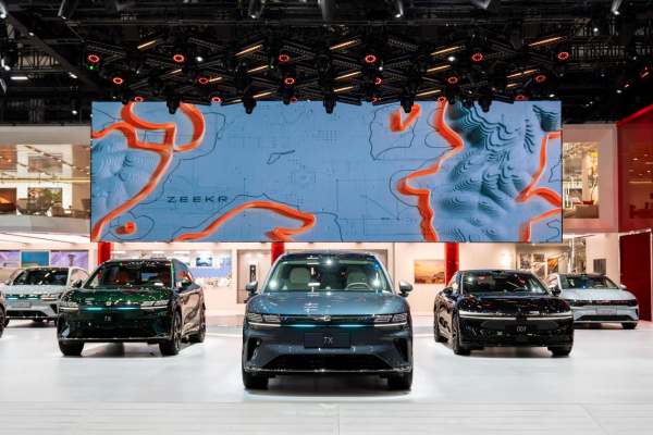 极氪广州车展亮成绩单，9X委用破万